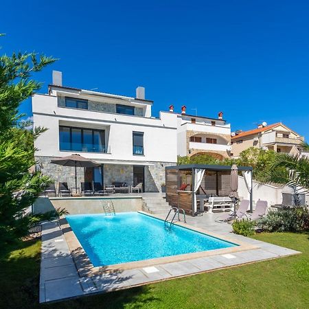 Sun & Sea Villa Kornić エクステリア 写真