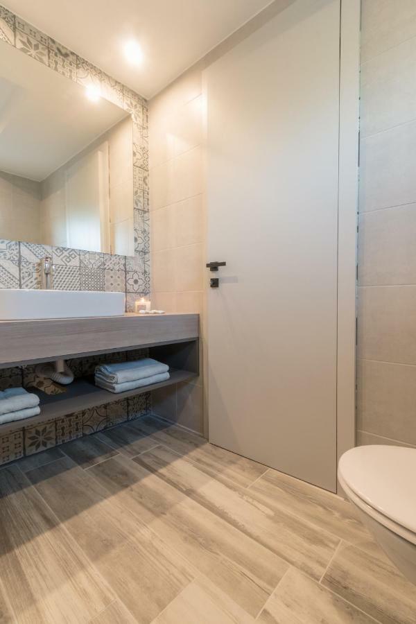 Sun & Sea Villa Kornić エクステリア 写真