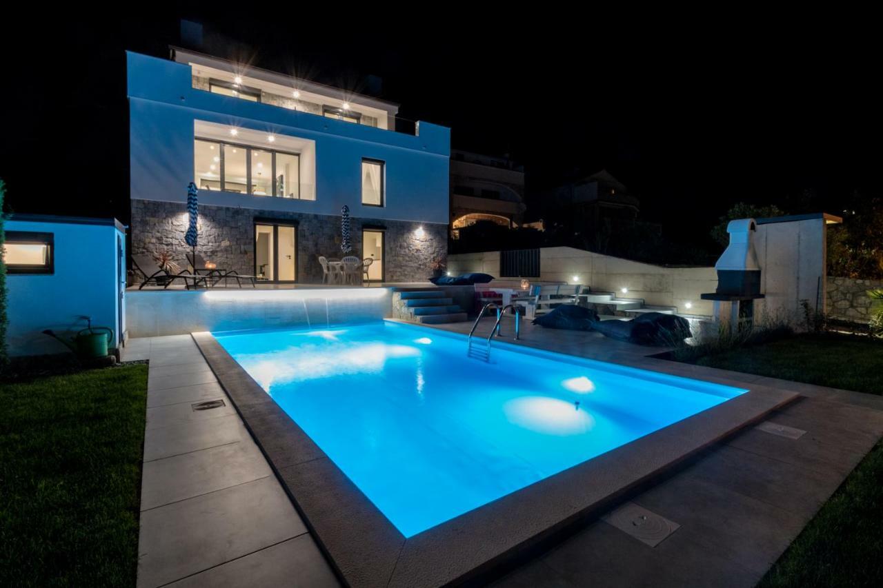 Sun & Sea Villa Kornić エクステリア 写真