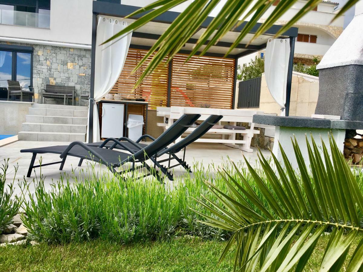 Sun & Sea Villa Kornić エクステリア 写真